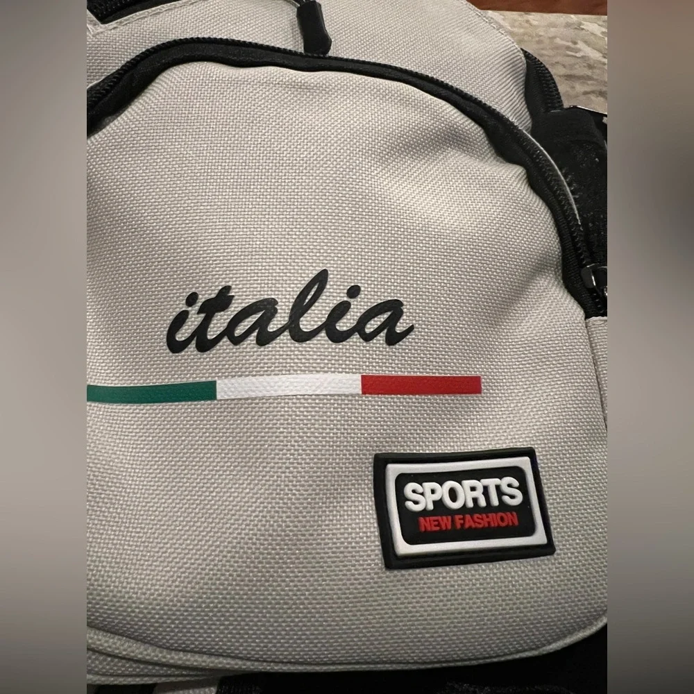 NWOT Light Gray Italia Stylish Versatile Crossbody Sling Bag / Backpack
